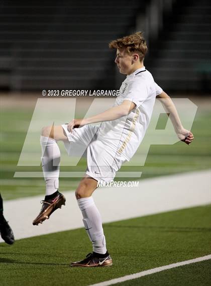 Thumbnail 1 in Fossil Ridge vs Southlake Carroll photogallery.