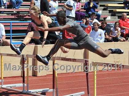 Thumbnail 3 in Sacramento Meet of Champions (Boys Hurdles) photogallery.