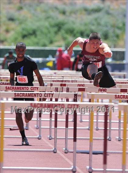 Thumbnail 3 in Sacramento Meet of Champions (Boys Hurdles) photogallery.