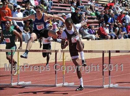Thumbnail 3 in Sacramento Meet of Champions (Boys Hurdles) photogallery.