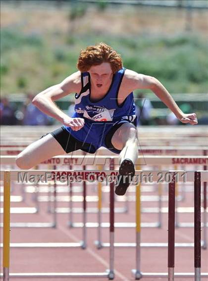 Thumbnail 1 in Sacramento Meet of Champions (Boys Hurdles) photogallery.