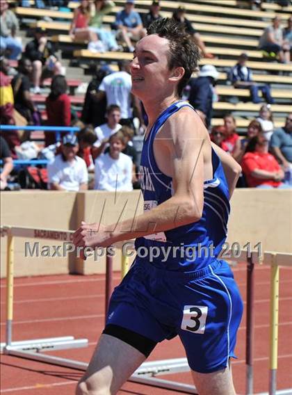 Thumbnail 3 in Sacramento Meet of Champions (Boys Hurdles) photogallery.