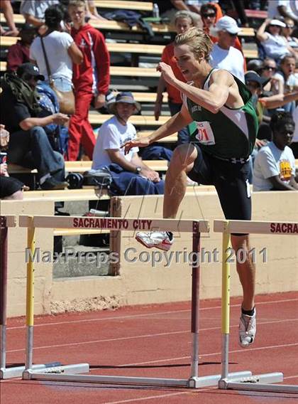 Thumbnail 3 in Sacramento Meet of Champions (Boys Hurdles) photogallery.