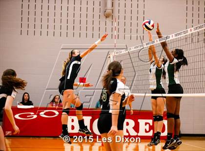 Thumbnail 2 in Azle vs Kennedale photogallery.