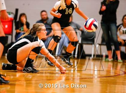Thumbnail 3 in Azle vs Kennedale photogallery.