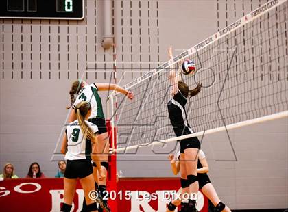 Thumbnail 2 in Azle vs Kennedale photogallery.