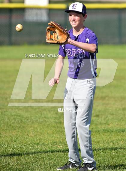 Thumbnail 3 in Early @ Millsap photogallery.