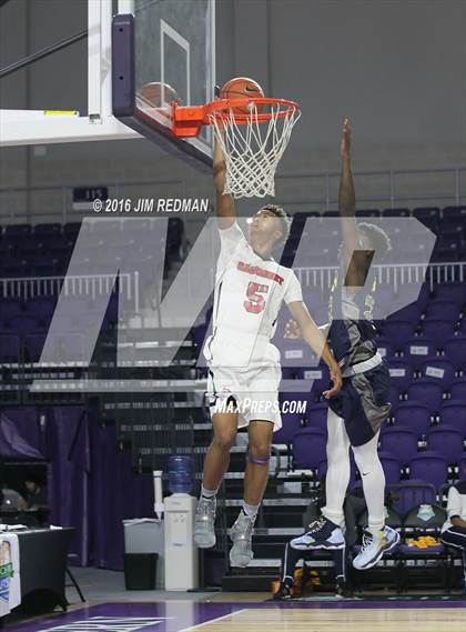 Thumbnail 3 in Lehigh vs. Sagemont (City of Palms Classic) photogallery.
