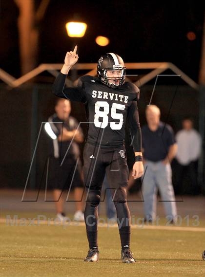 Thumbnail 2 in JSerra Catholic @ Servite photogallery.