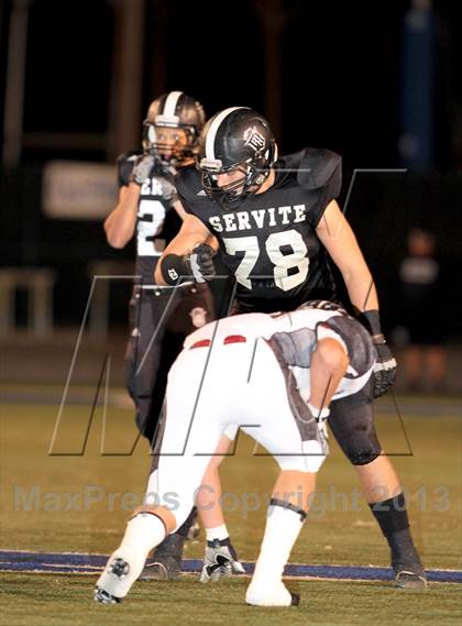 Thumbnail 2 in JSerra Catholic @ Servite photogallery.