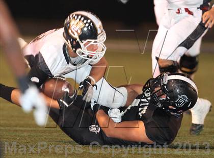 Thumbnail 2 in JSerra Catholic @ Servite photogallery.