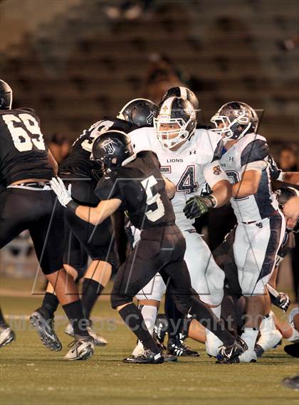 Thumbnail 3 in JSerra Catholic @ Servite photogallery.