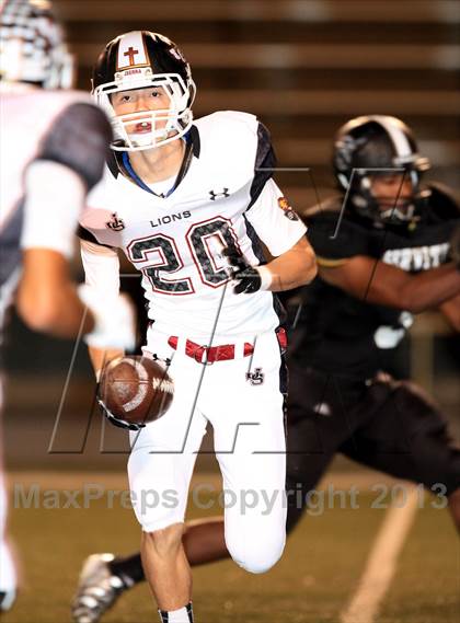 Thumbnail 3 in JSerra Catholic @ Servite photogallery.
