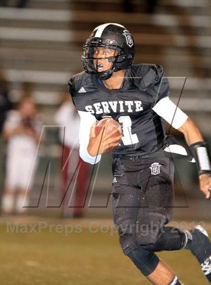 Thumbnail 3 in JSerra Catholic @ Servite photogallery.