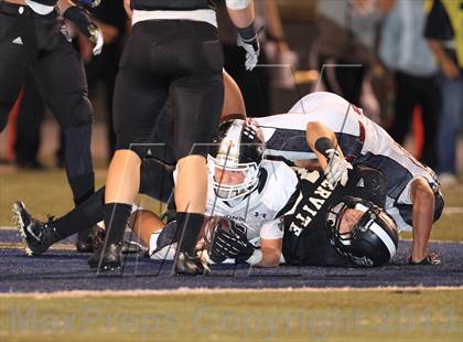 Thumbnail 3 in JSerra Catholic @ Servite photogallery.