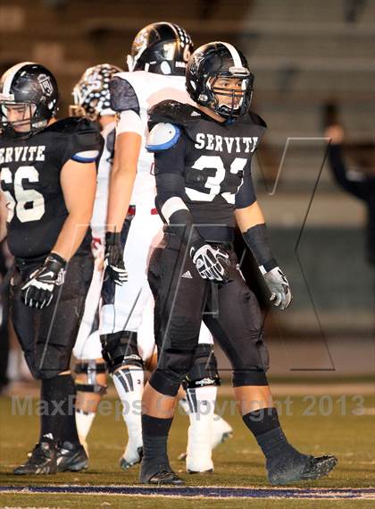 Thumbnail 2 in JSerra Catholic @ Servite photogallery.