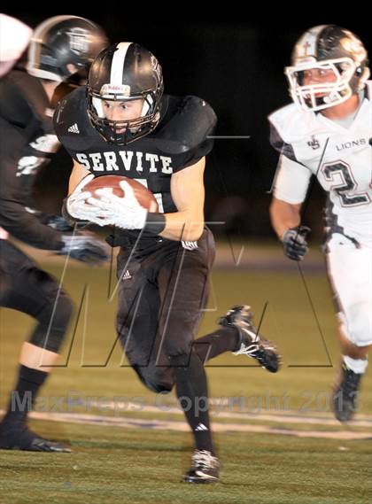 Thumbnail 1 in JSerra Catholic @ Servite photogallery.