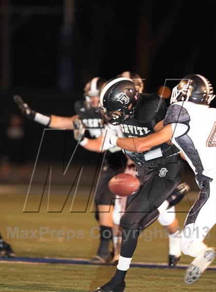 Thumbnail 1 in JSerra Catholic @ Servite photogallery.