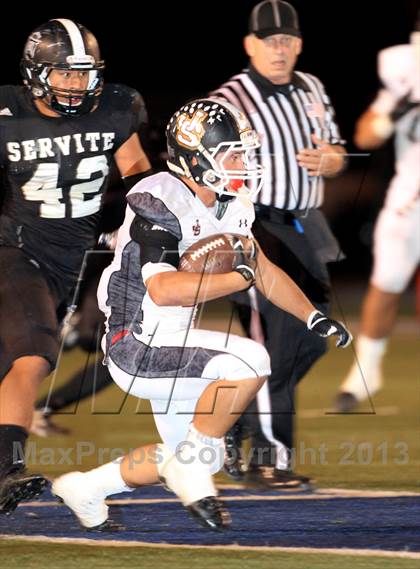 Thumbnail 2 in JSerra Catholic @ Servite photogallery.
