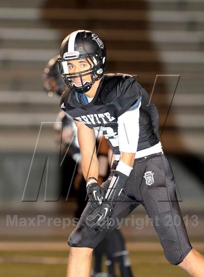 Thumbnail 3 in JSerra Catholic @ Servite photogallery.