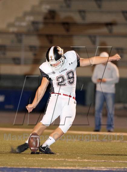 Thumbnail 1 in JSerra Catholic @ Servite photogallery.