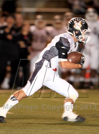 Thumbnail 3 in JSerra Catholic @ Servite photogallery.