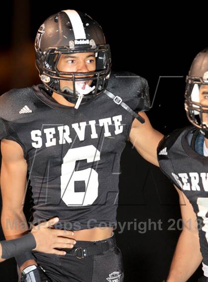Thumbnail 3 in JSerra Catholic @ Servite photogallery.