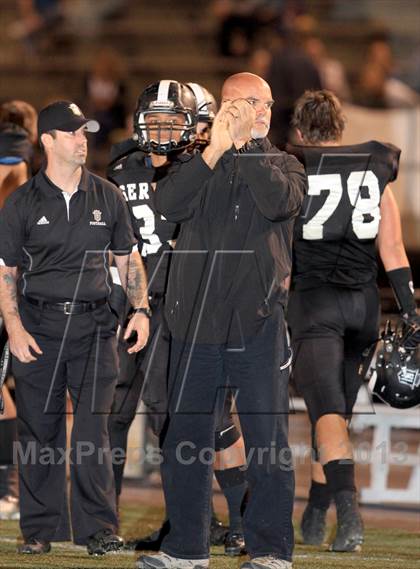 Thumbnail 2 in JSerra Catholic @ Servite photogallery.