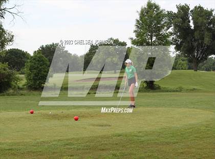 Thumbnail 2 in UIL 3A Golf Finals photogallery.