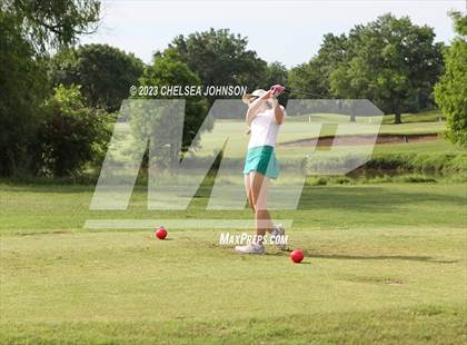 Thumbnail 3 in UIL 3A Golf Finals photogallery.