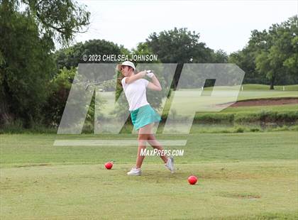 Thumbnail 1 in UIL 3A Golf Finals photogallery.
