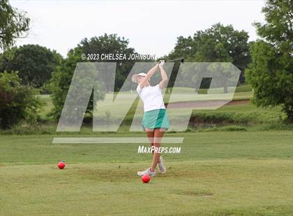 Thumbnail 1 in UIL 3A Golf Finals photogallery.