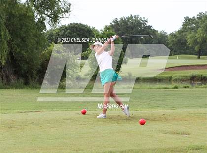 Thumbnail 3 in UIL 3A Golf Finals photogallery.