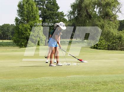 Thumbnail 1 in UIL 3A Golf Finals photogallery.