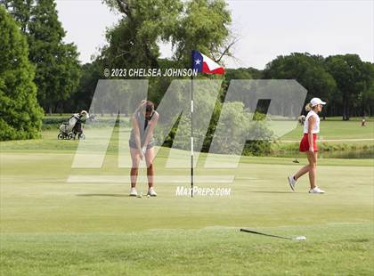 Thumbnail 3 in UIL 3A Golf Finals photogallery.