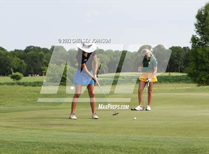 Thumbnail 1 in UIL 3A Golf Finals photogallery.