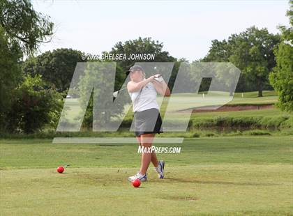 Thumbnail 2 in UIL 3A Golf Finals photogallery.