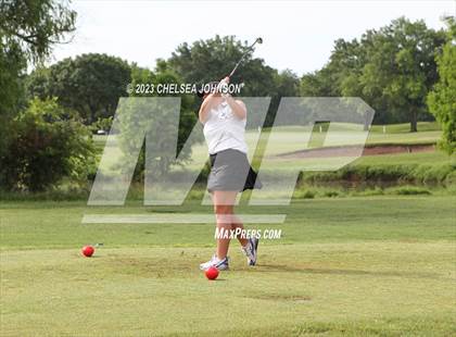 Thumbnail 1 in UIL 3A Golf Finals photogallery.