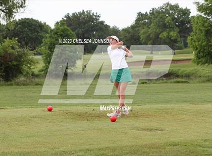Thumbnail 2 in UIL 3A Golf Finals photogallery.