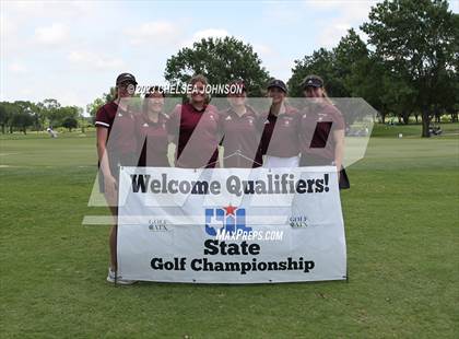 Thumbnail 3 in UIL 3A Golf Finals photogallery.