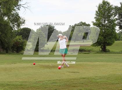 Thumbnail 2 in UIL 3A Golf Finals photogallery.