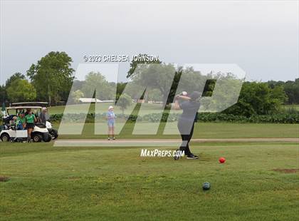 Thumbnail 1 in UIL 3A Golf Finals photogallery.
