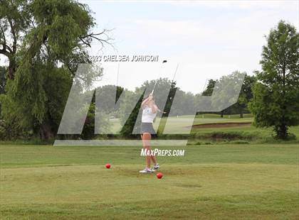 Thumbnail 3 in UIL 3A Golf Finals photogallery.