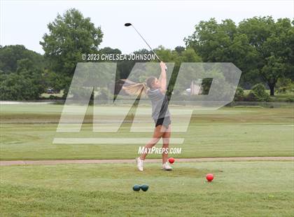 Thumbnail 1 in UIL 3A Golf Finals photogallery.