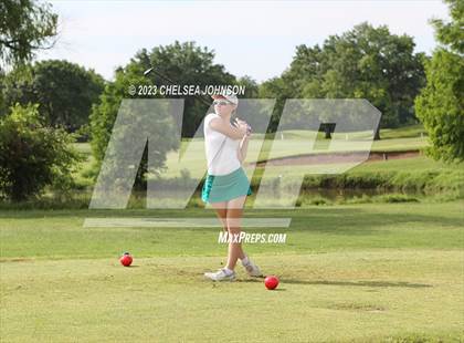 Thumbnail 3 in UIL 3A Golf Finals photogallery.
