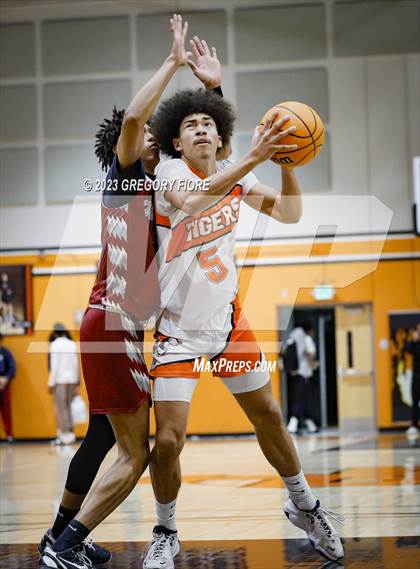 Thumbnail 3 in Alemany vs South Pasadena (2023 South Pasadena Tournament) photogallery.