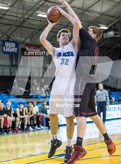 Thumbnail 3 in Santa Cruz vs Los Altos (Santa Cruz Warriors Invitational Tournament) photogallery.