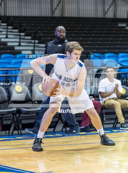Thumbnail 3 in Santa Cruz vs Los Altos (Santa Cruz Warriors Invitational Tournament) photogallery.