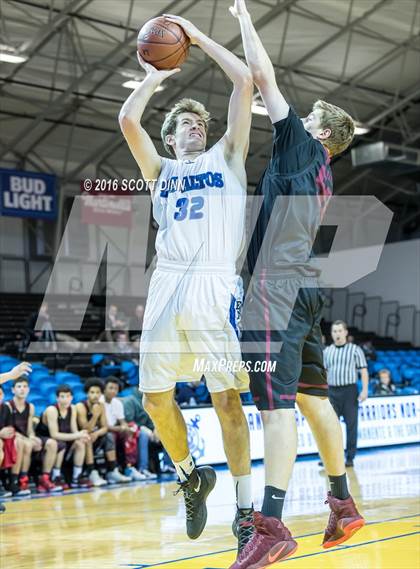 Thumbnail 1 in Santa Cruz vs Los Altos (Santa Cruz Warriors Invitational Tournament) photogallery.
