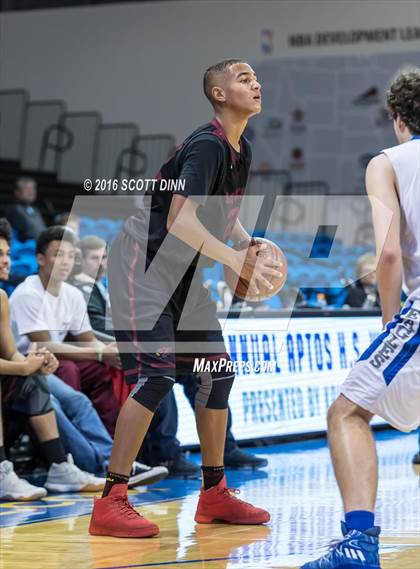 Thumbnail 2 in Santa Cruz vs Los Altos (Santa Cruz Warriors Invitational Tournament) photogallery.